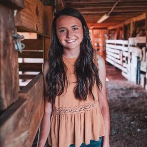 Meet your Posher, Ashley